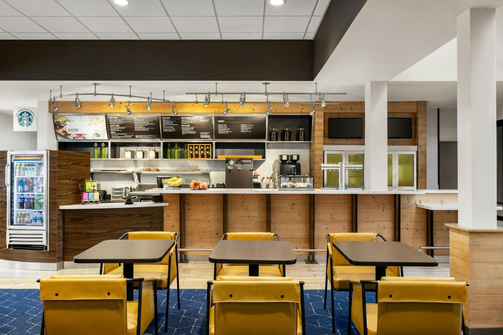 Courtyard Atlanta Northlake Tucker Bagian luar foto