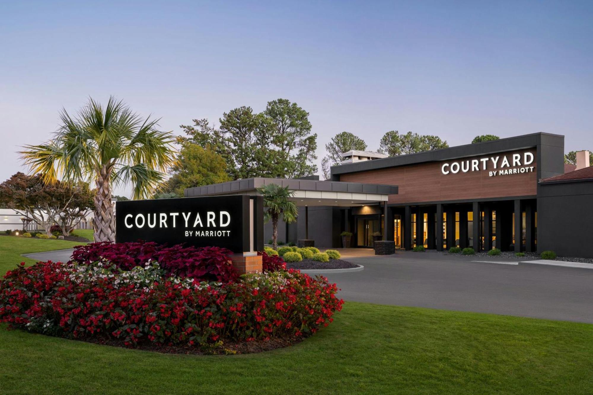 Courtyard Atlanta Northlake Tucker Bagian luar foto