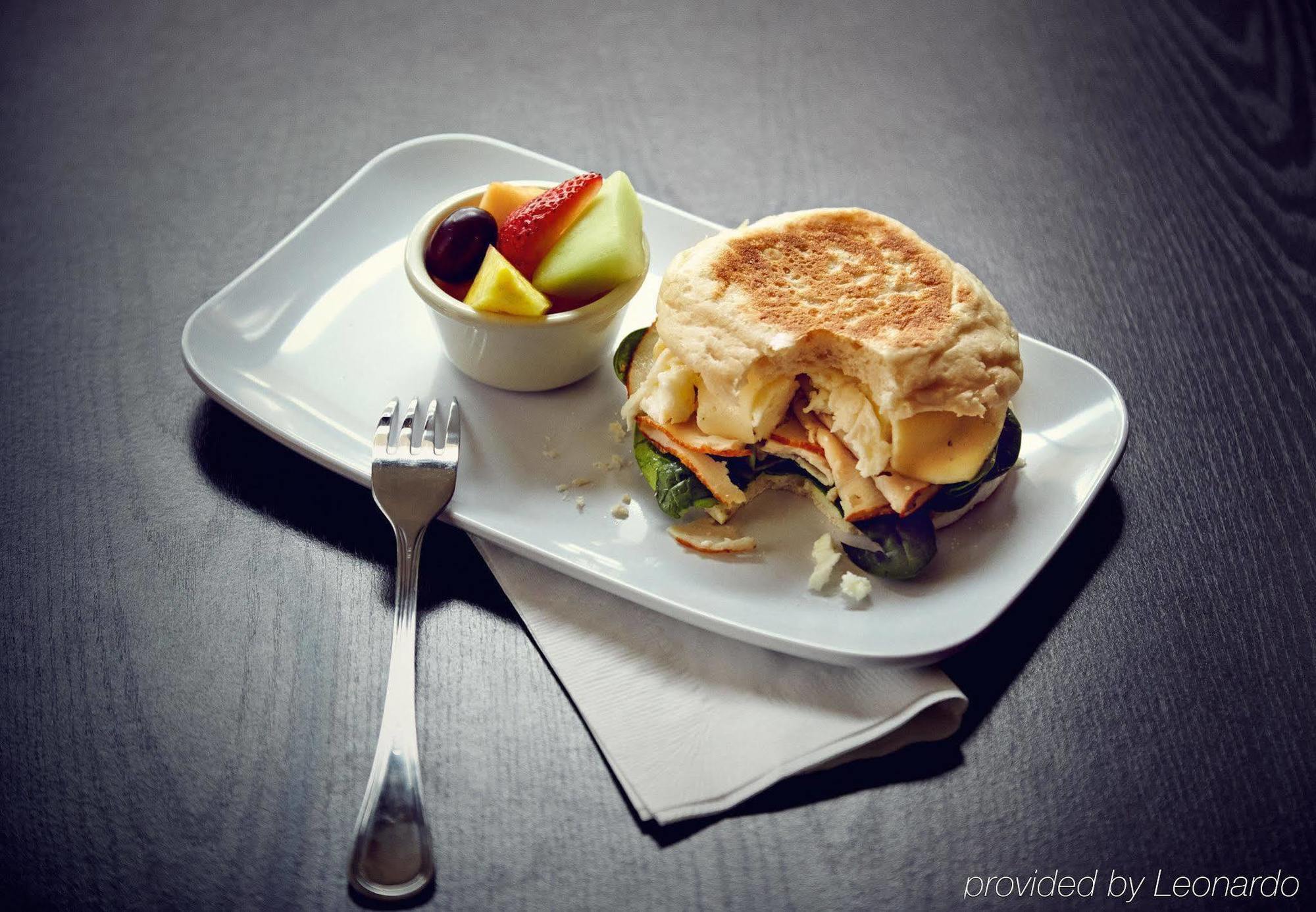 Courtyard Atlanta Northlake Tucker Bagian luar foto